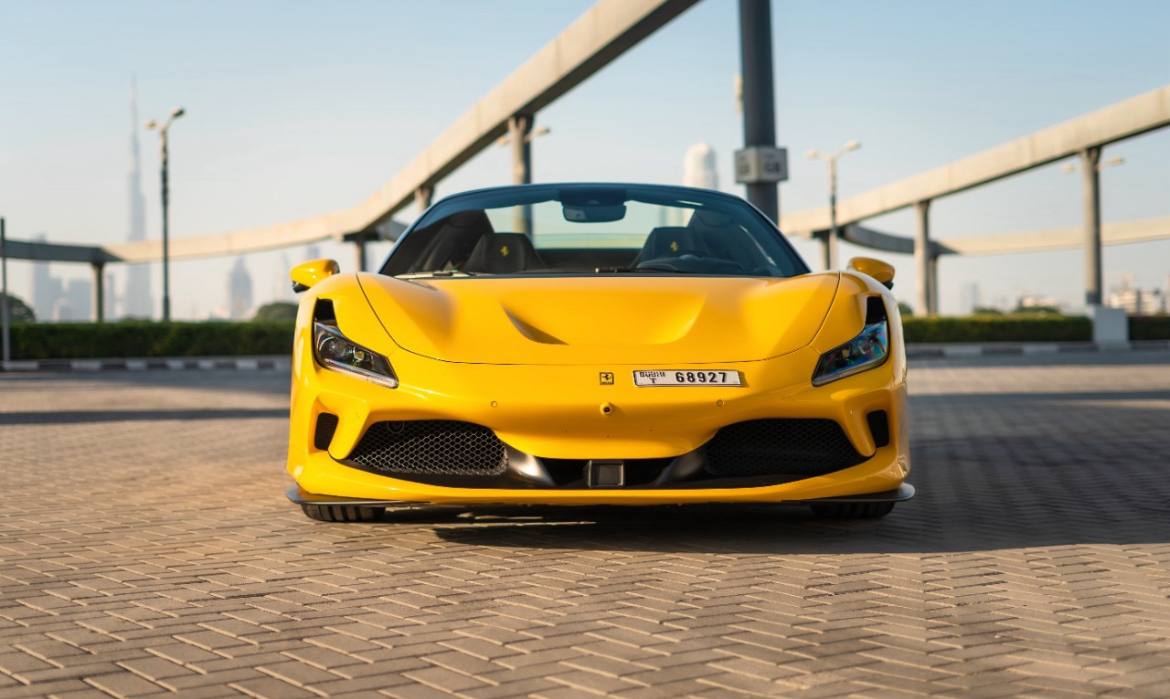 Ferrari F8 Tributo Spider (Yellow) 2023