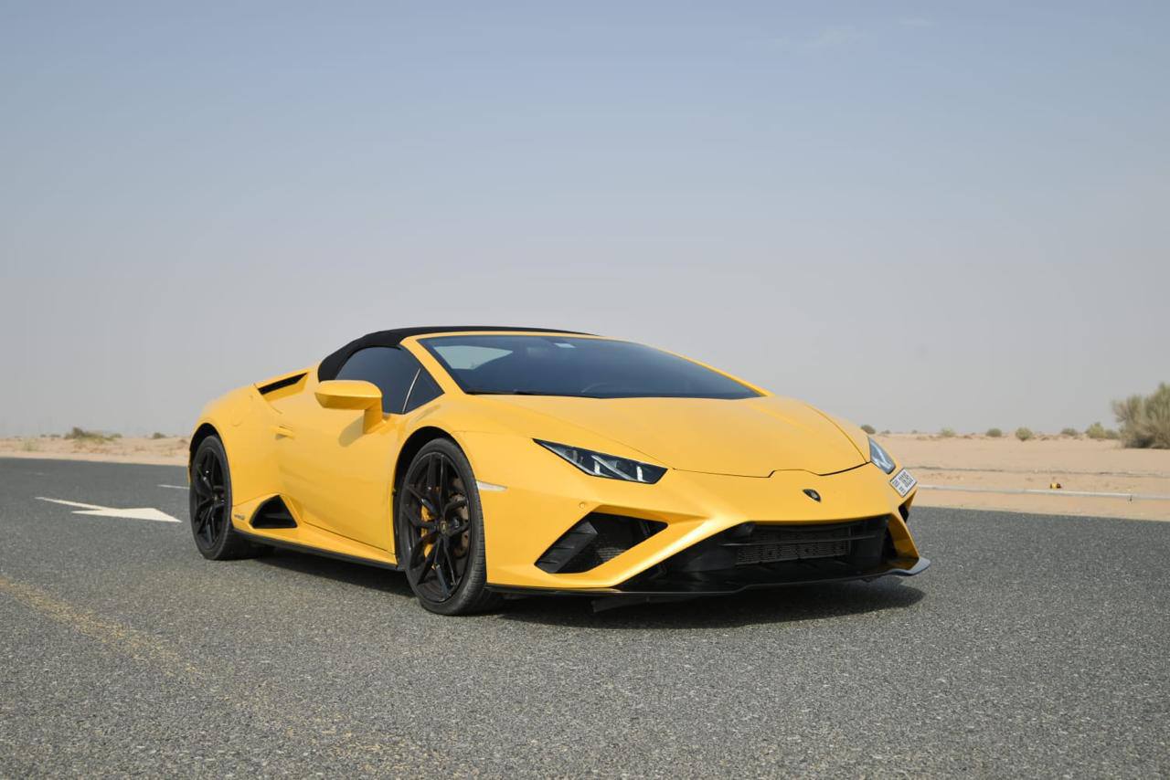 Lamborghini hurricane evo spider yellow (2022)